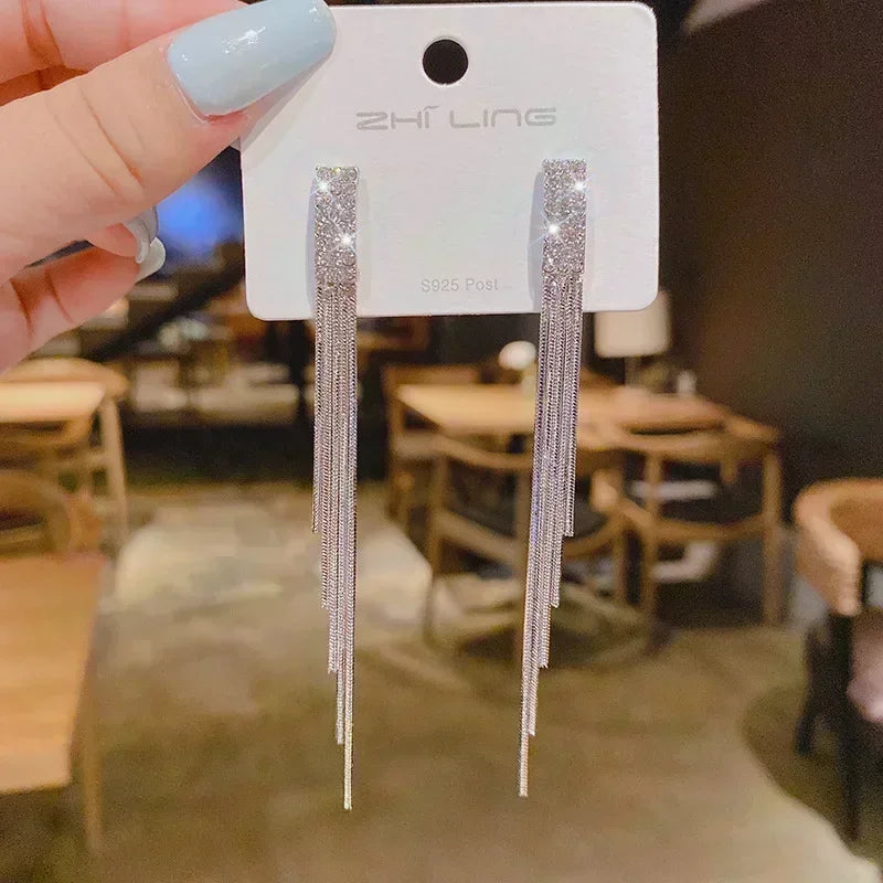 Green Crystal Golden Leaves Earrings for Women Individuality Daily Accessories Valentines Day Anniversary Birthday Jewelry Gifts Jewelry Precision