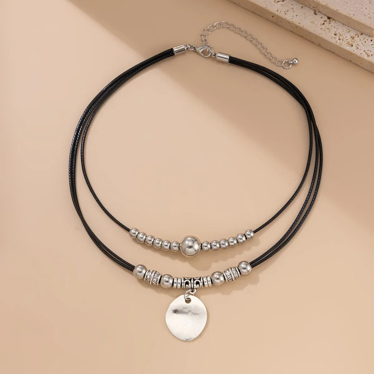 Metallic Feeling Decoration Aesthetic Necklaces Disc Pendant Woman Trend 2026 Jewelry Precision