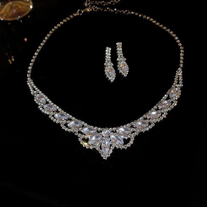Water Droplets U-shaped Necklace Drop Earrings Two Piece Set Fashion Necklaces Inlaid Rhinestone Jewelry Sets Wedding Gift Jewelry Precision
