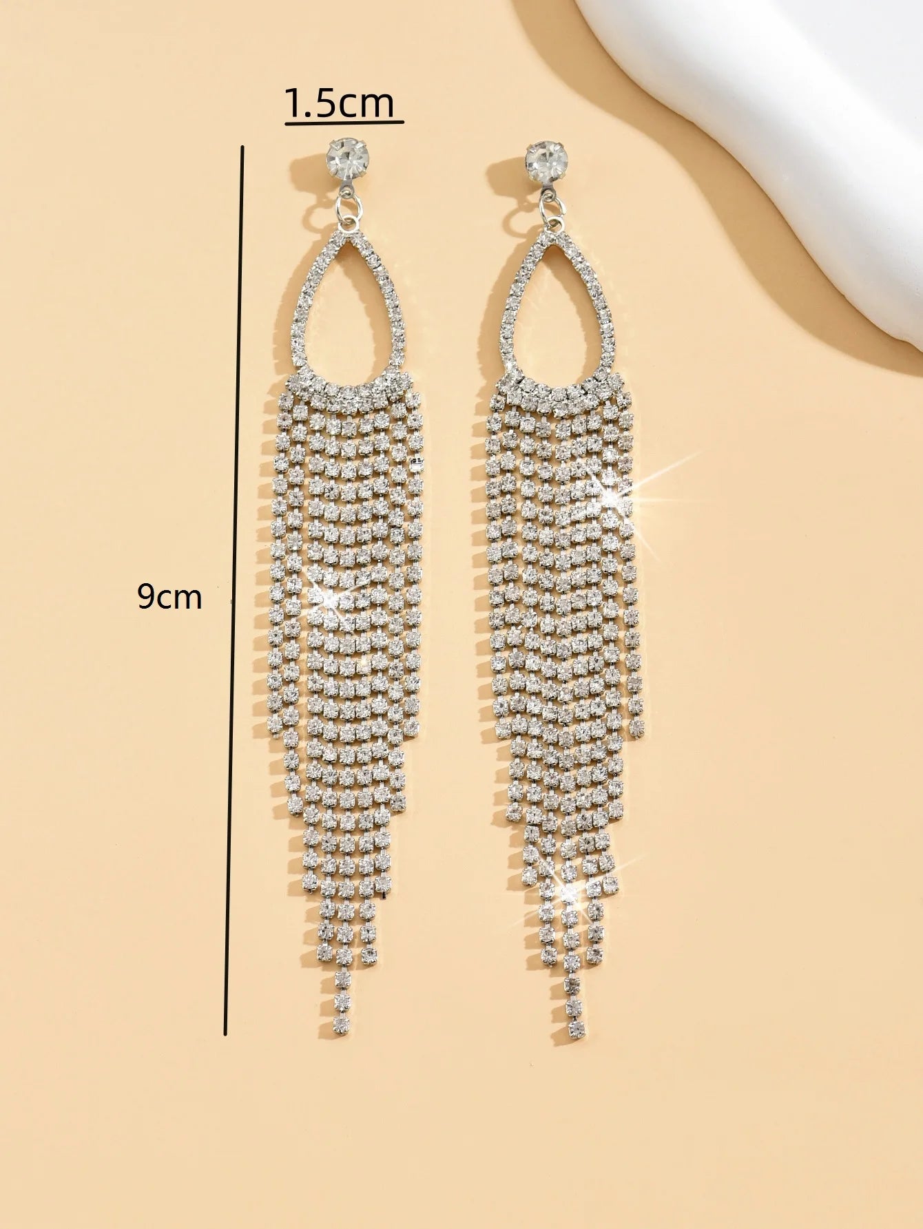 2pcs of women's jewelry rhinestone tassel earrings  luxurious fashion accessories for wedding parties Jewelry Precision
