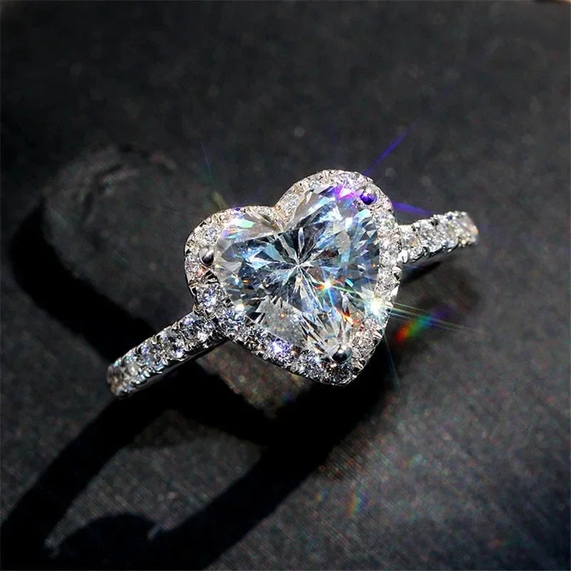 Luxury Silver Color Heart Ring for Women Exquisite Fashion Metal Inlaid White Zircon Stones Wedding Ring Engagement Jewelry Jewelry Precision