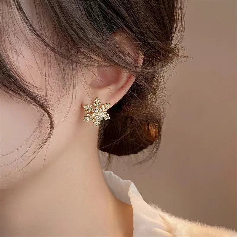 Christmas snow light luxury high-grade temperament earrings female 2026 Jewelry Precision