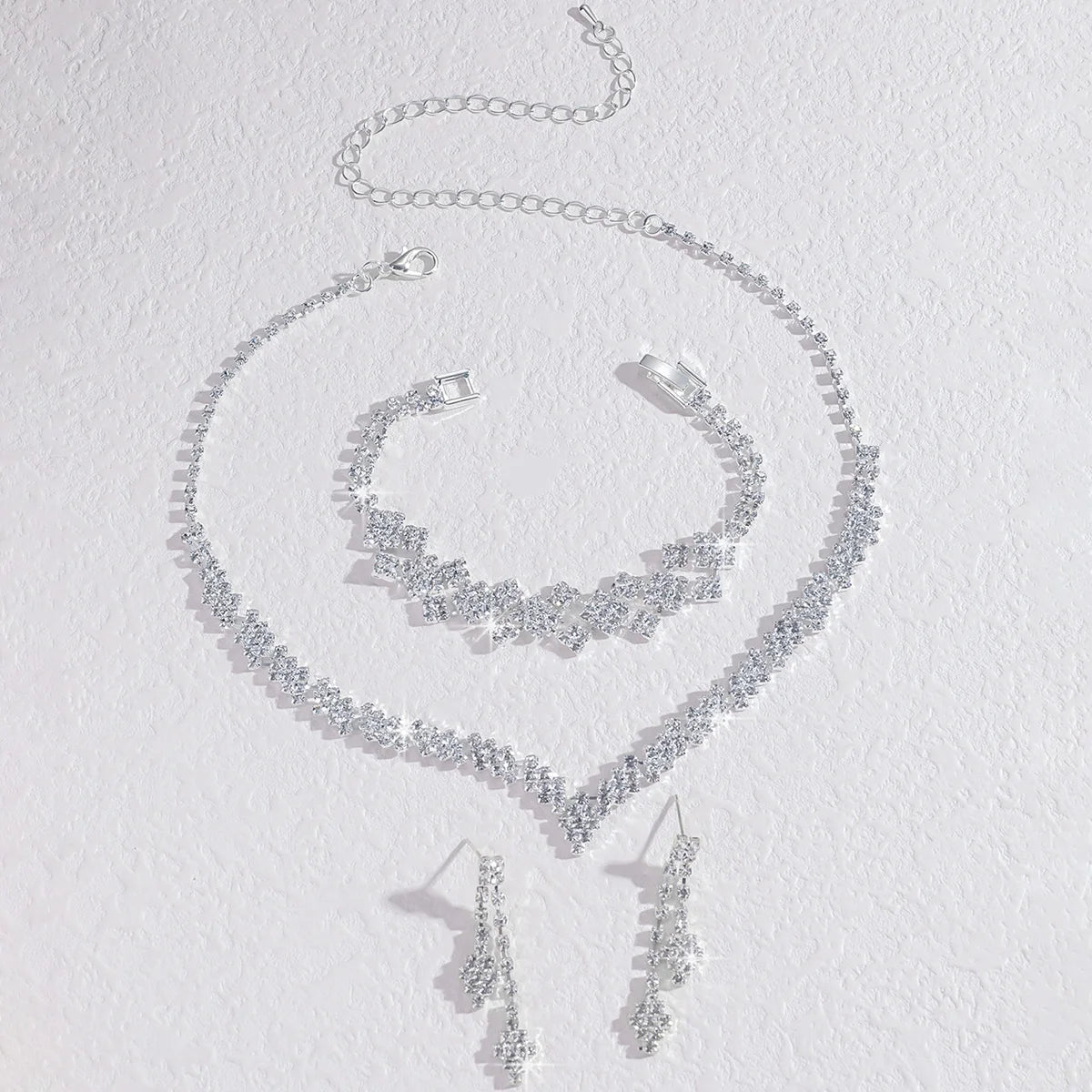 Fashionable silver plated rhinestone folding tassel earrings necklace, wedding jewelry gift, fashionable style Jewelry Precision