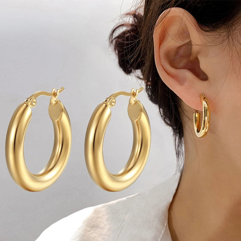Classic Fashion Smooth Round Hoop Earrings For Women Jewelry Precision