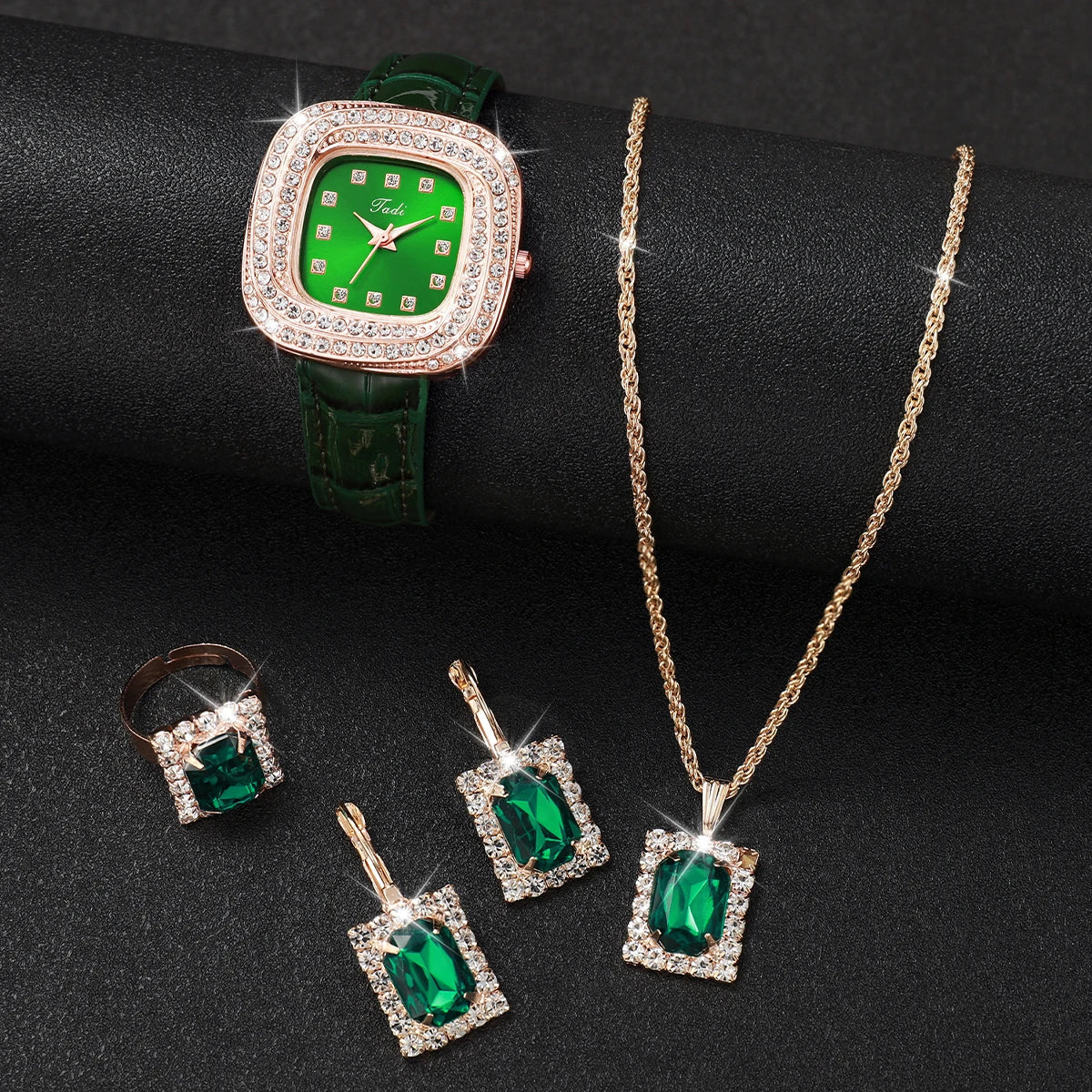 Fashion Full Diamond Square Women's Watch Leather Strap Quartz Watch Luxury Green Diamond Jewelry Set  (without box) Jewelry Precision