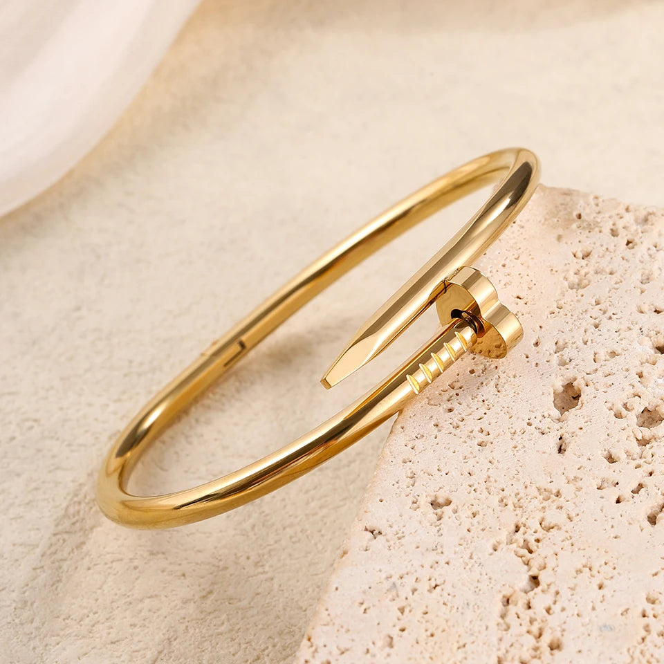 ZAKOL 3Pcs/Set Shiny Heart-shaped Rhinestone Stainless Steel Bracelet Jewelry Precision